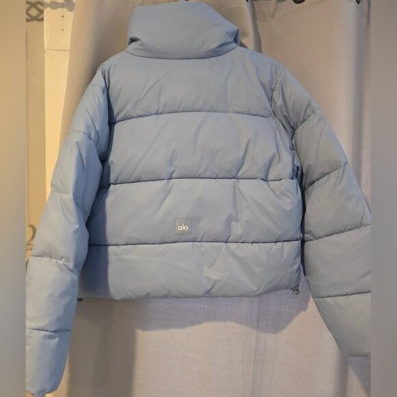 Alo Yoga Gold Rush Puffer Blue Color - Picture 3 of 3